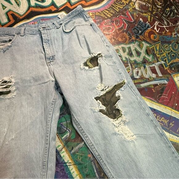 Y2K BCC Blues Distressed Light Wash Jeans - Men’s 36x30 - Camo-Lined Rips - Picture 2 of 13